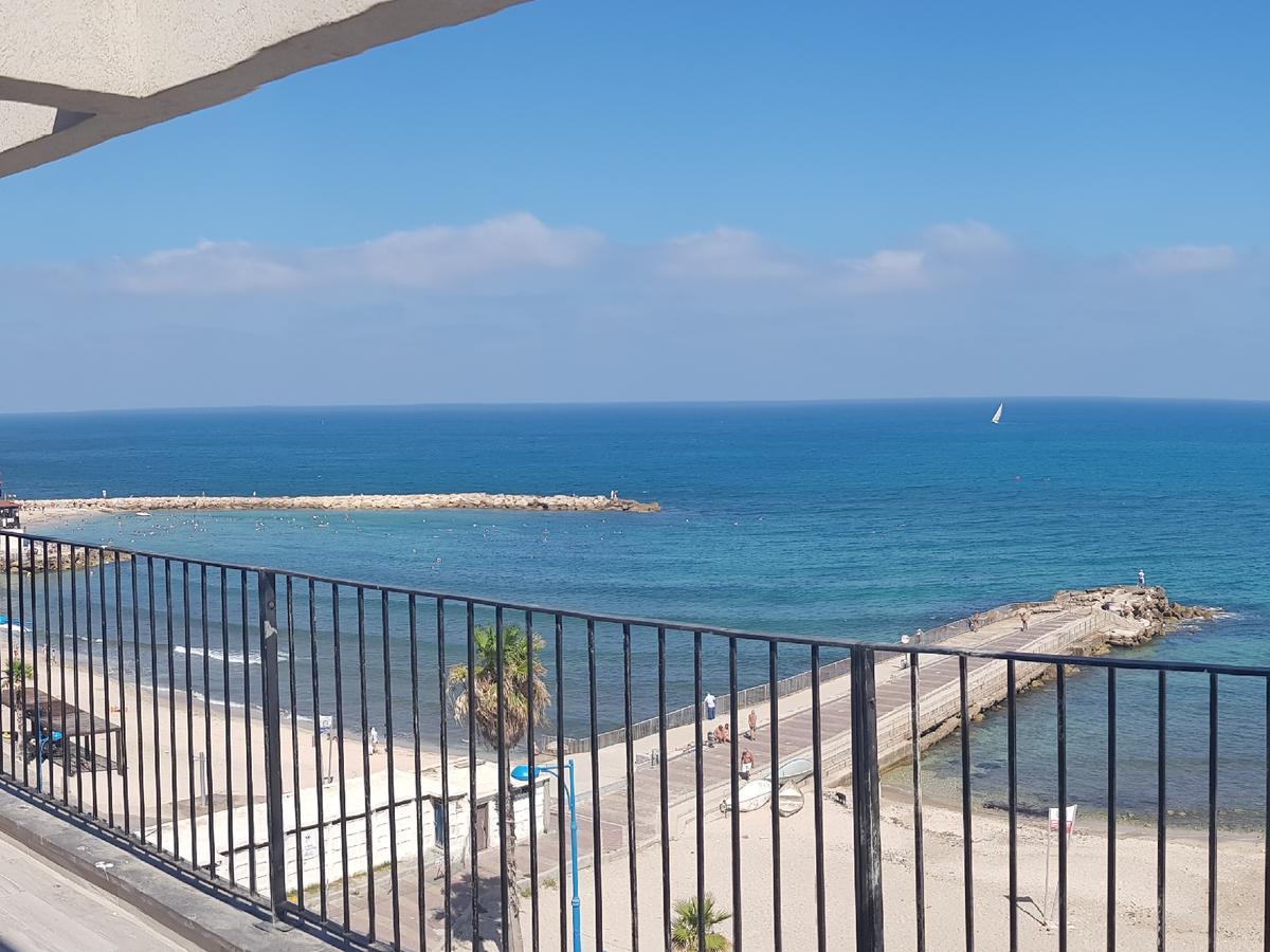 Beautiful Apartment On The First Line Of The Sea Χάιφα Εξωτερικό φωτογραφία